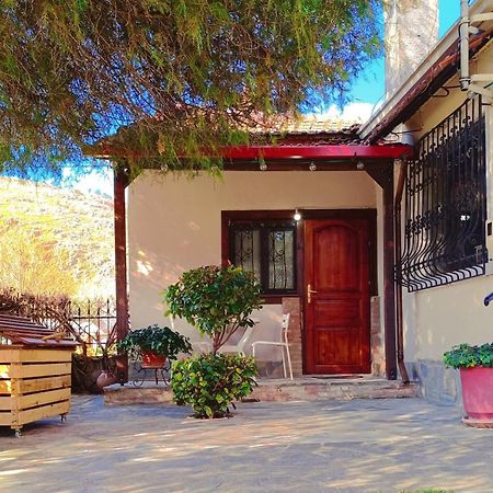 Apartament Το Πέτρινο Σπιτάκι Tríkala Zewnętrze zdjęcie